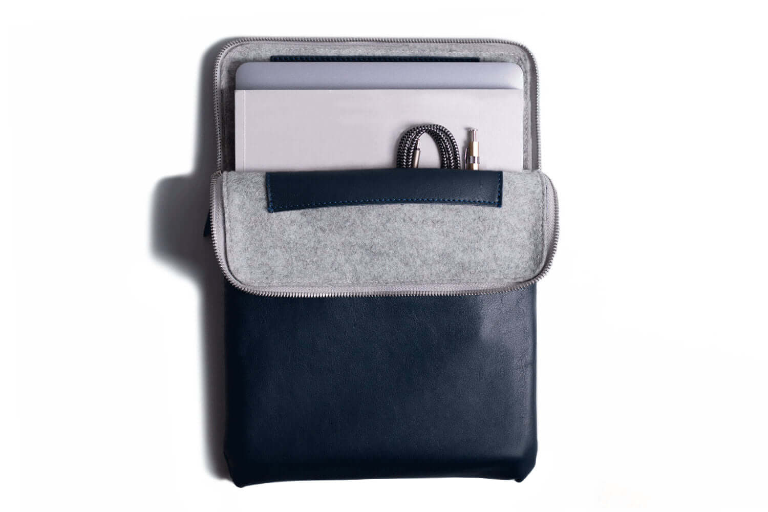 Laptop Folio - Image 10