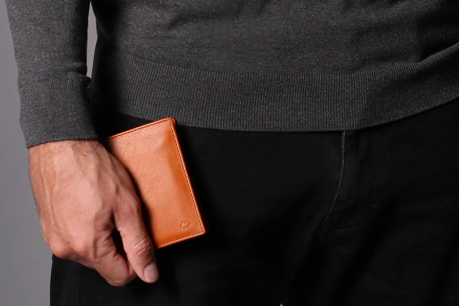 Leather Bifold Zip Wallet with RFID Protection - Image 3