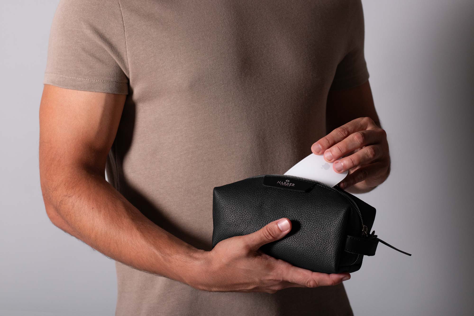 Leather Carry All Pouch - Image 8