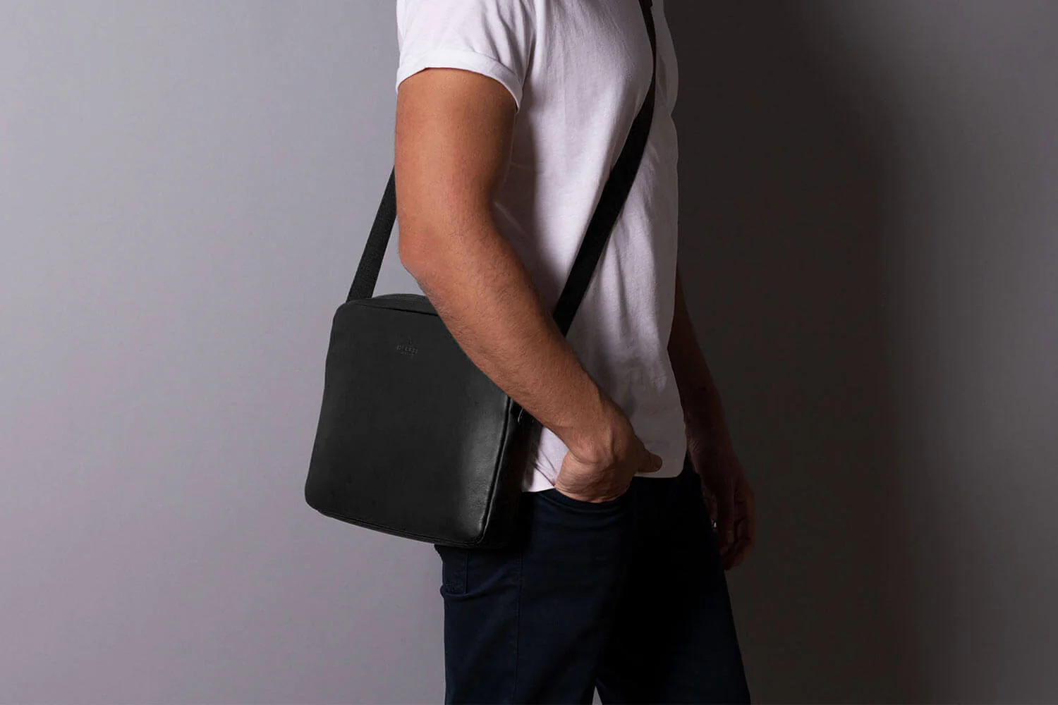 Leather Messenger Bag for iPad - Image 9