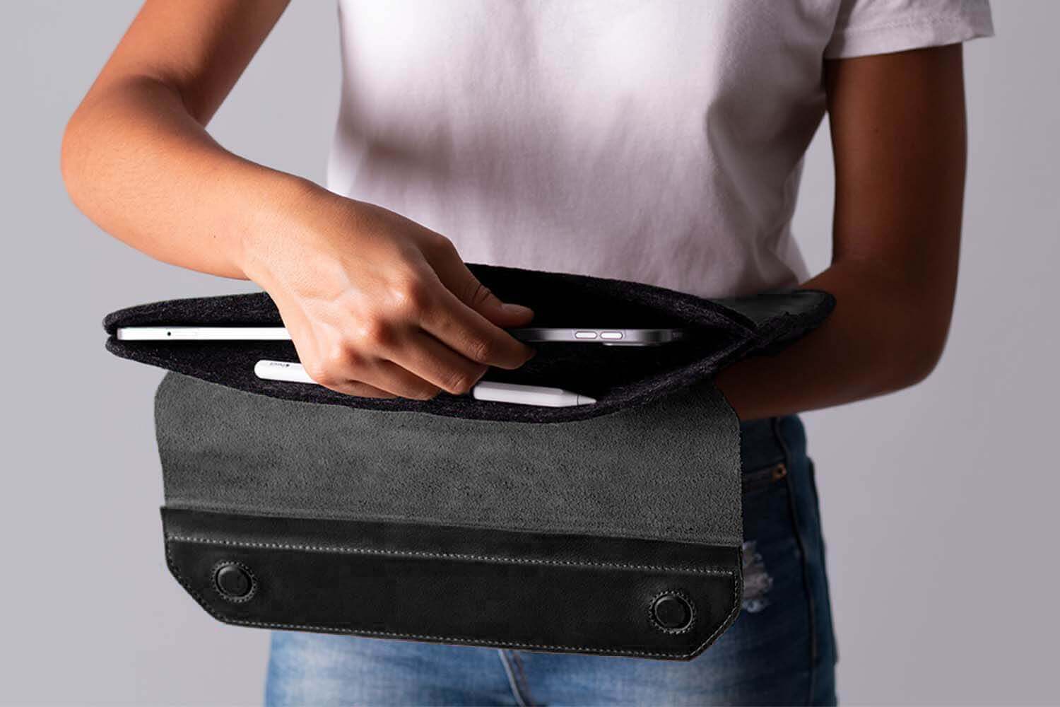 Magnetic Envelope Sleeve For iPad Pro - Image 13