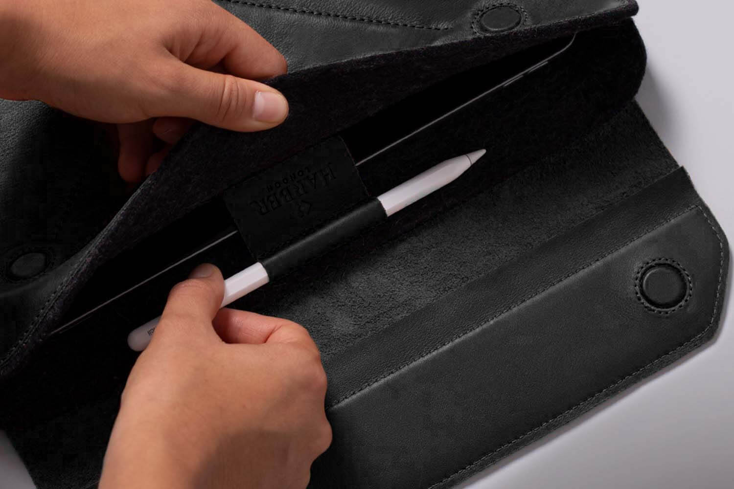 Magnetic Envelope Sleeve For iPad Pro - Image 16