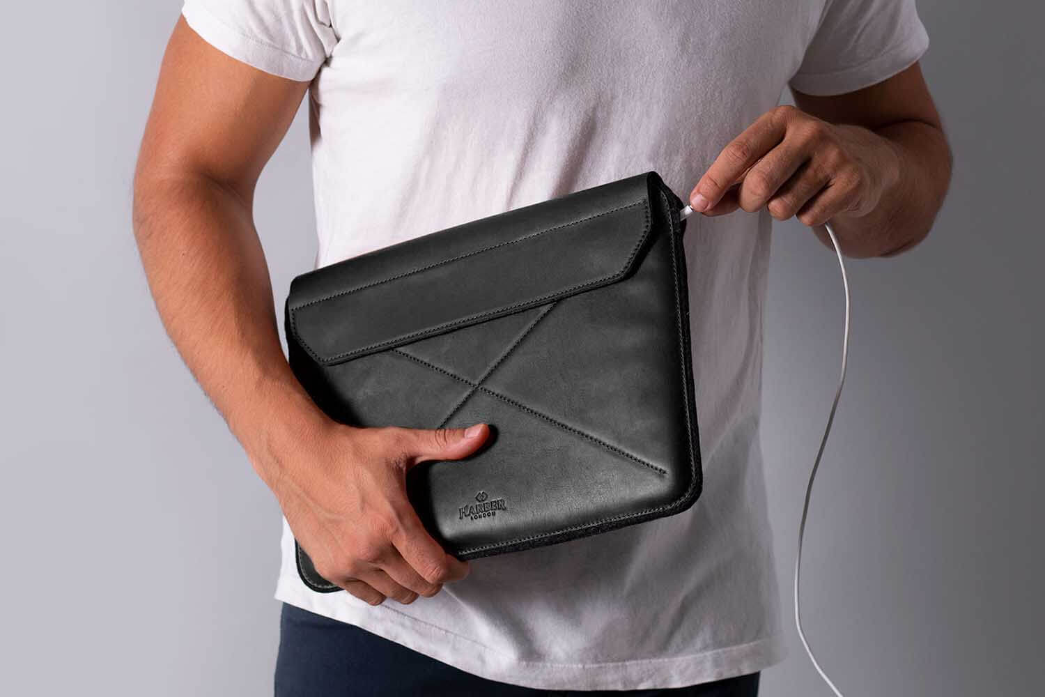 Magnetic Envelope Sleeve For MacBook - Image 13