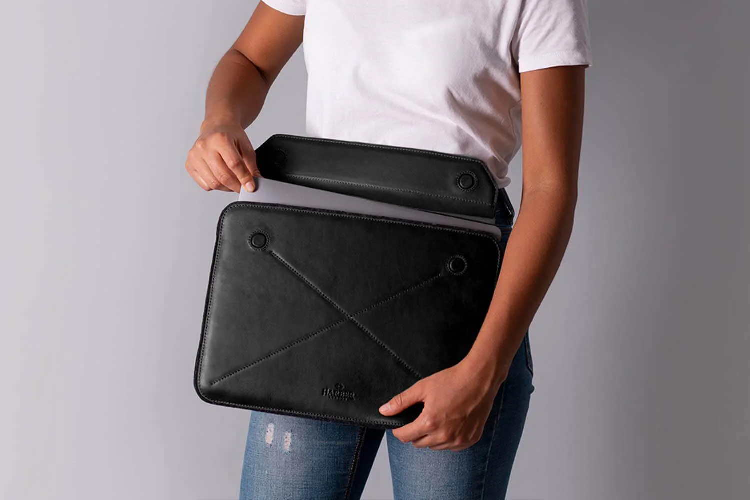 Magnetic Envelope Sleeve For MacBook - Image 14