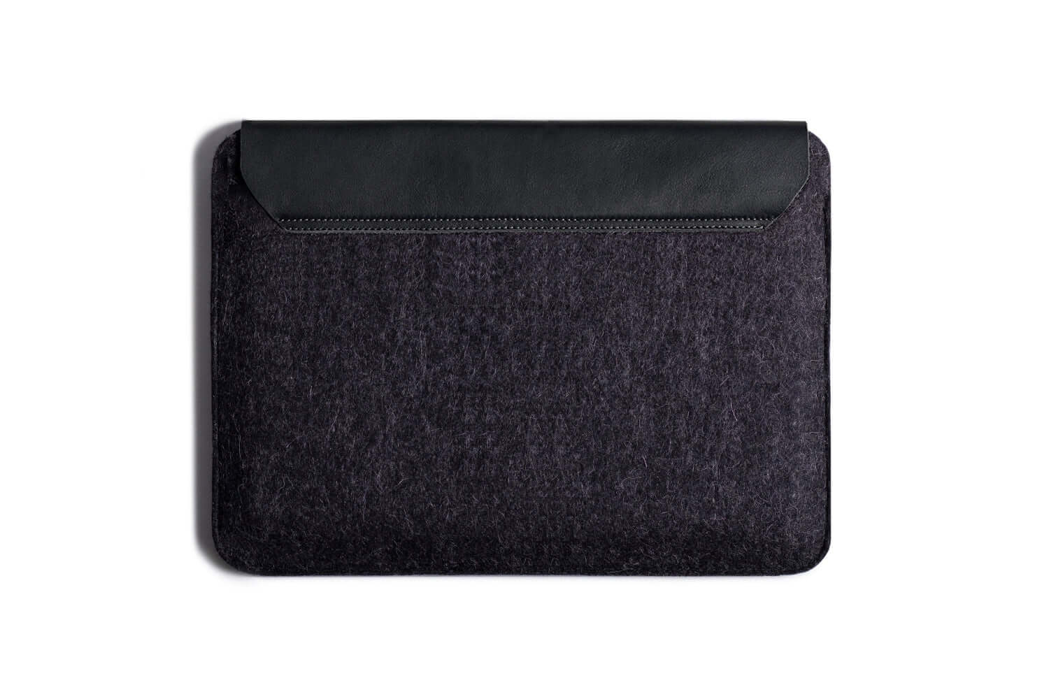 Magnetic Envelope Sleeve For MacBook - Image 9