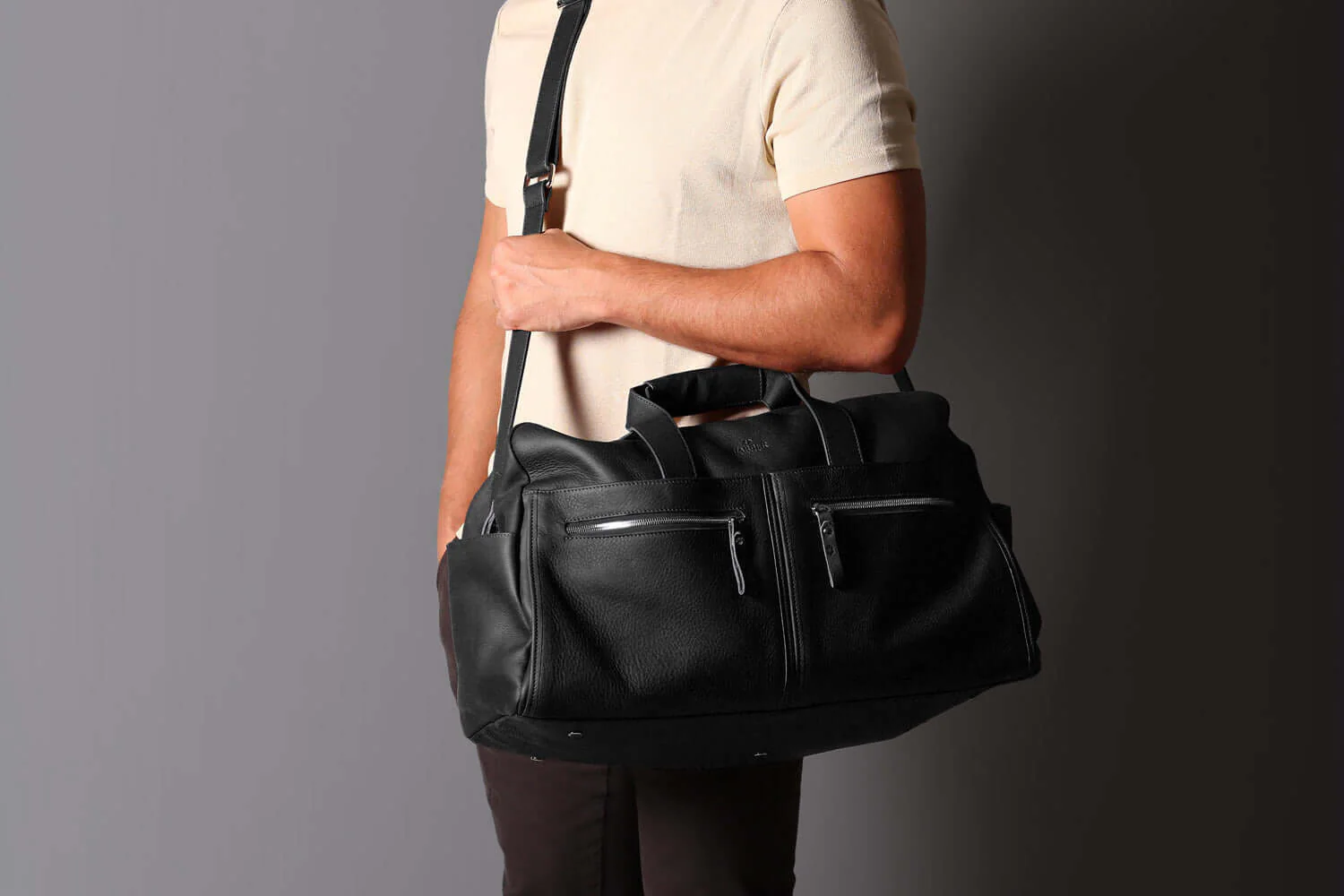 Leather Weekender Bag - Image 8
