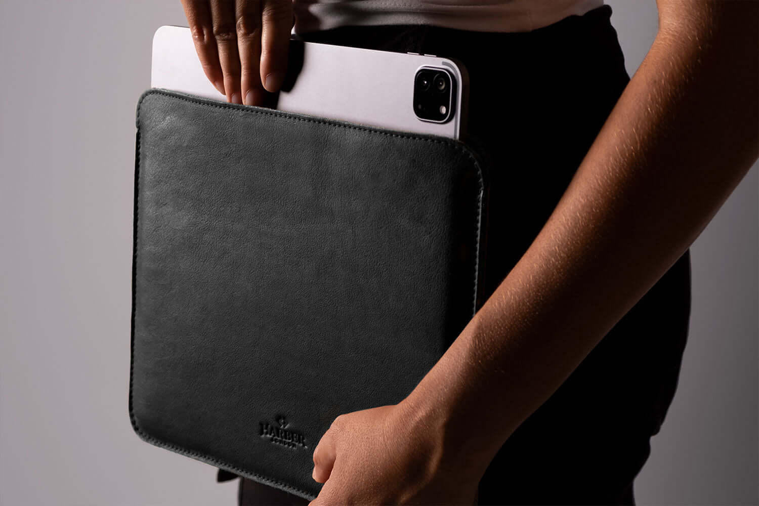 Slim iPad Pro EVO with Apple Pencil Holder - Image 11