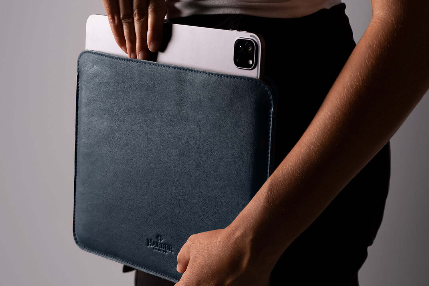 Slim iPad Pro EVO with Apple Pencil Holder - Image 17