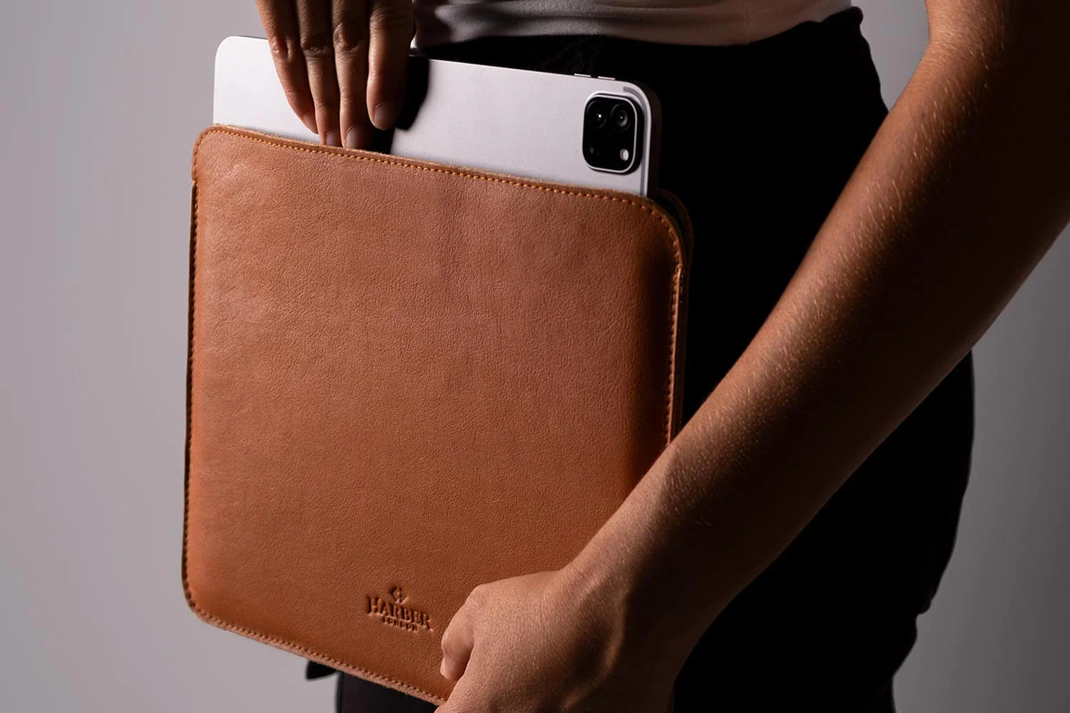 Slim iPad Pro EVO with Apple Pencil Holder - Image 5