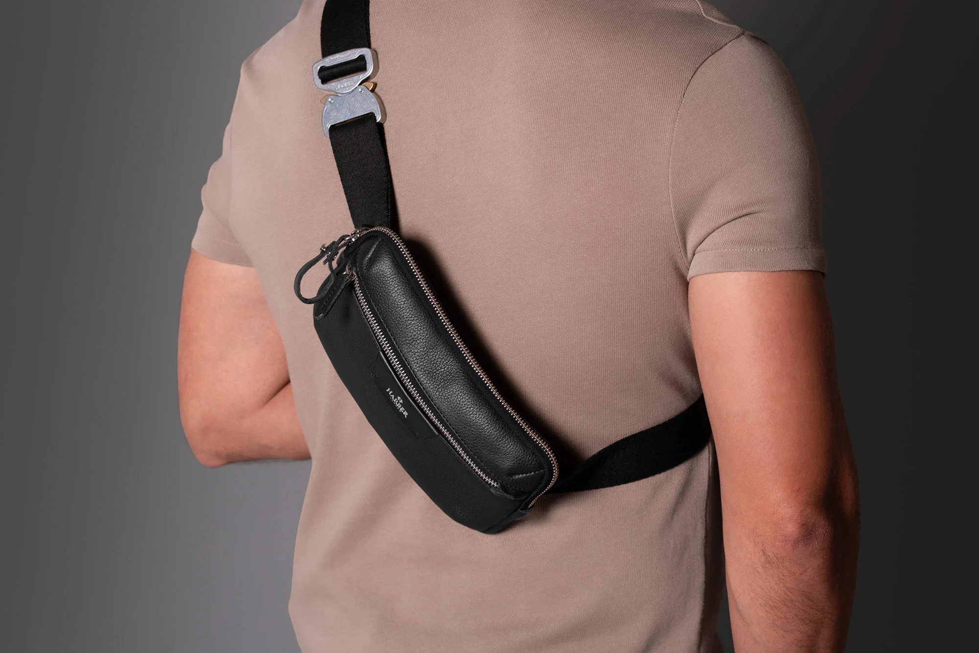 Venture Sling Bag - Image 7